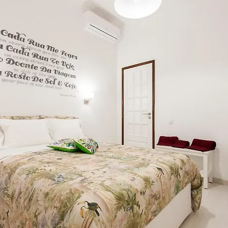 Ginjinha House - 4 - Bairro Alto - With Ac! Pensjonat